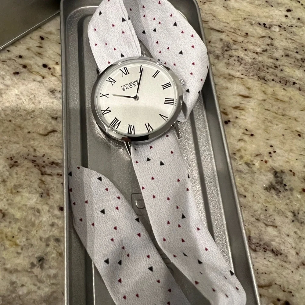 Rich gone broke watch